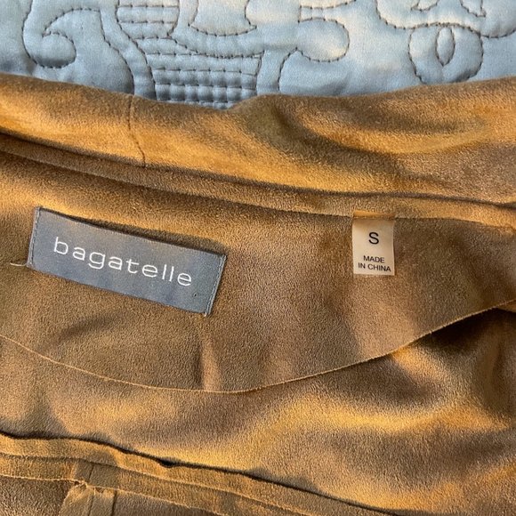 Lightweight, suede-like, beige jacket w/flared bottom, Size Small - Picture 12 of 12